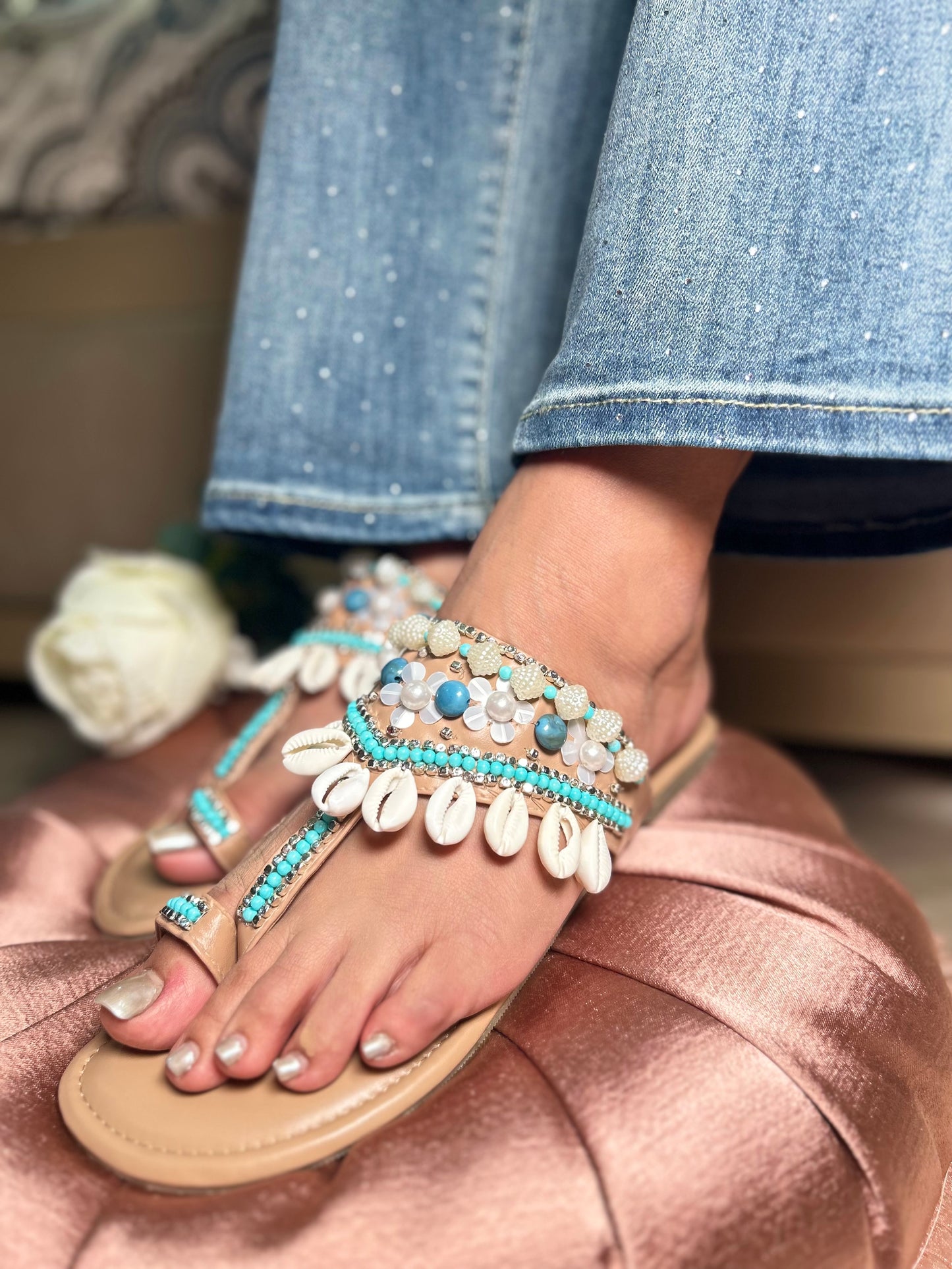Seashell Cushioned Kolhapuri