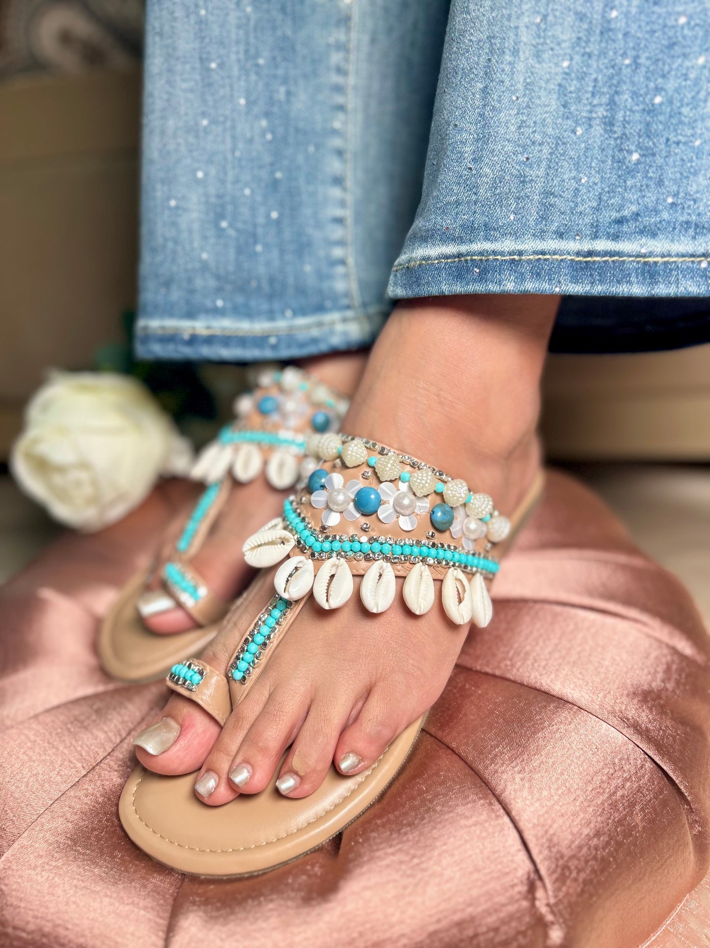 Seashell Cushioned Kolhapuri