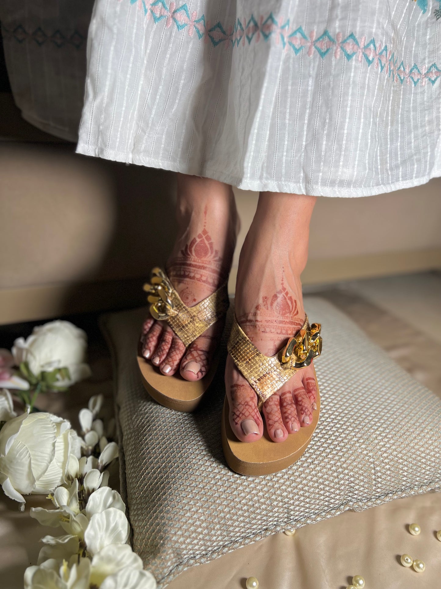Glam Gold Chain-Link Platforms