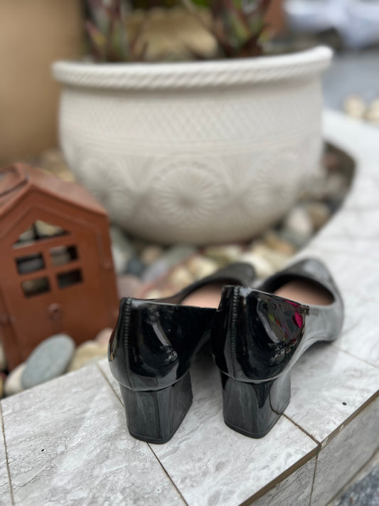 Midnight Gloss Block Heels Sandal Stories