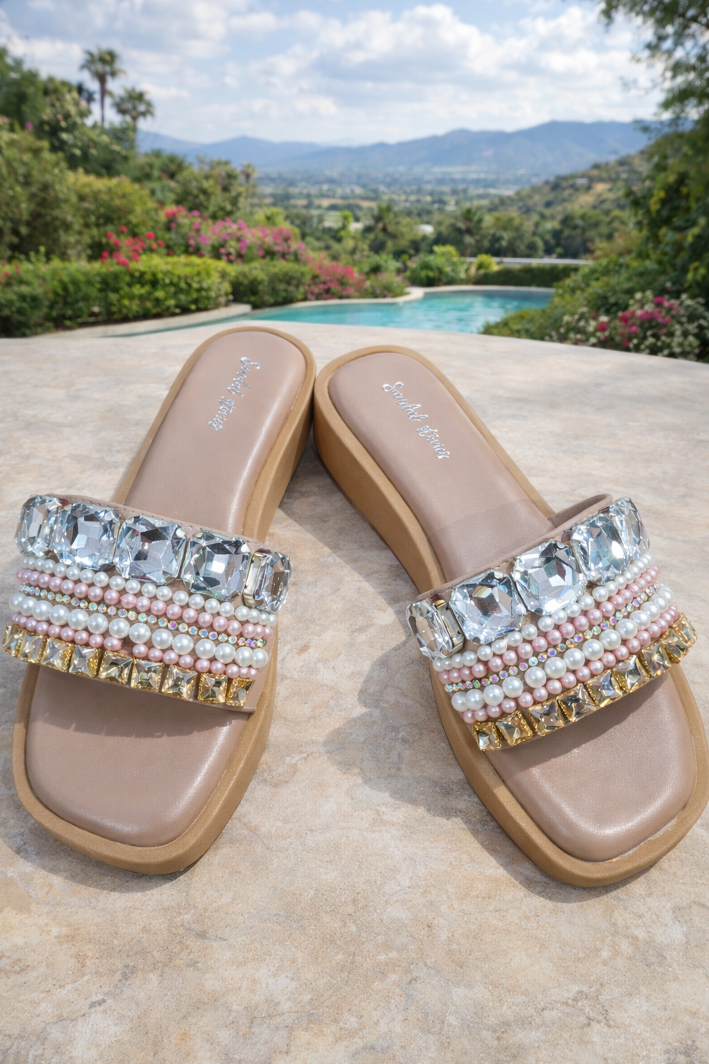 Sitara Pearl Aura Comfort Slides