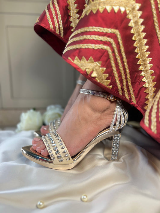 Luxe Diamond Heels with Anklet Back Cover Sandal Stories