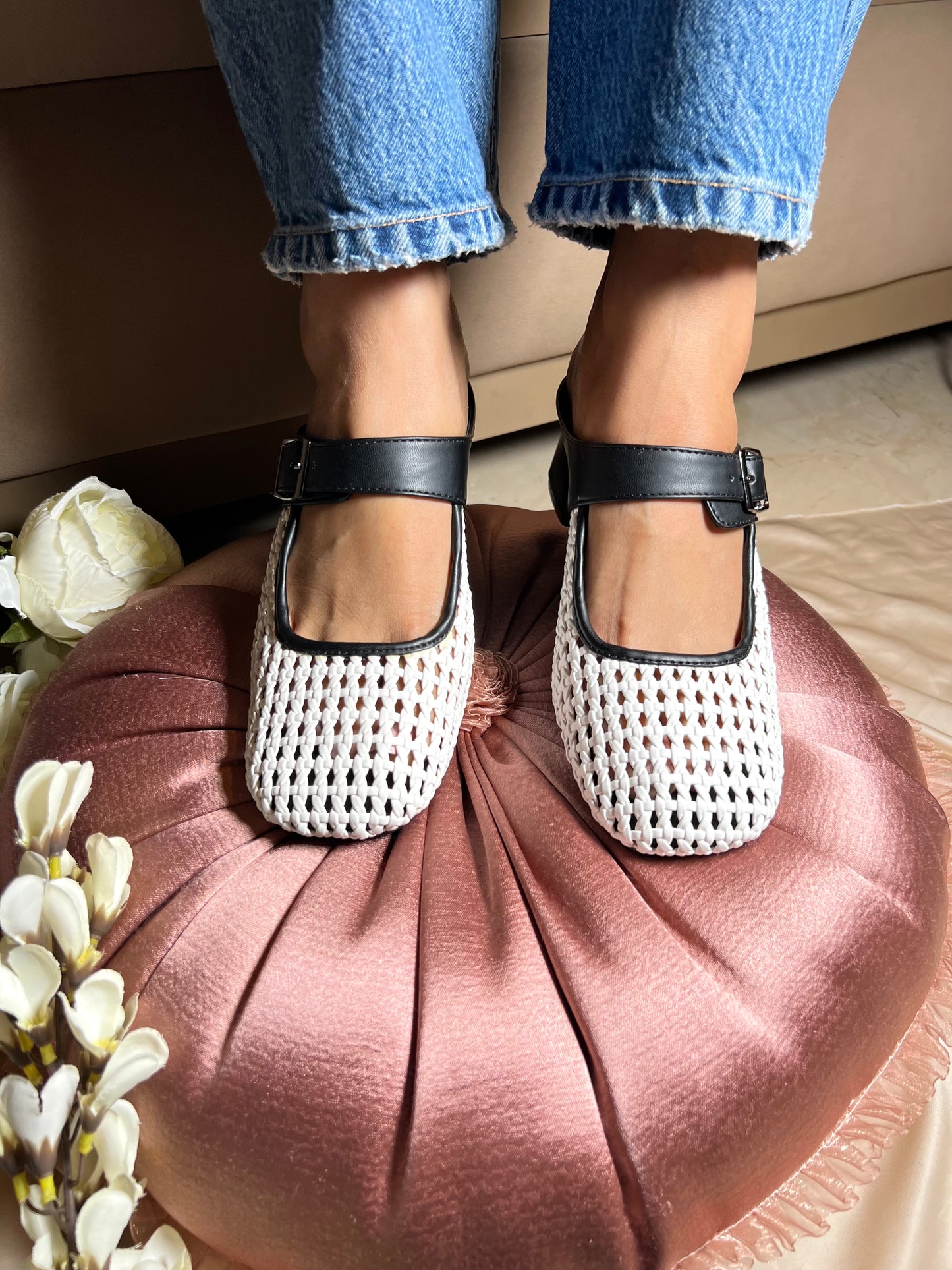 Cambridge Ivy Weave Heels – Black & White