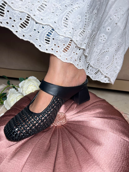 Cambridge Ivy Weave Heels – Black