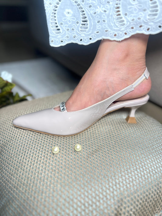 Elegant Nude Slingback Kitten Heels Sandal Stories
