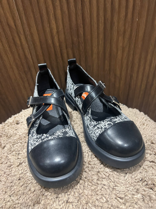 Monochrome Buckle Mary Janes