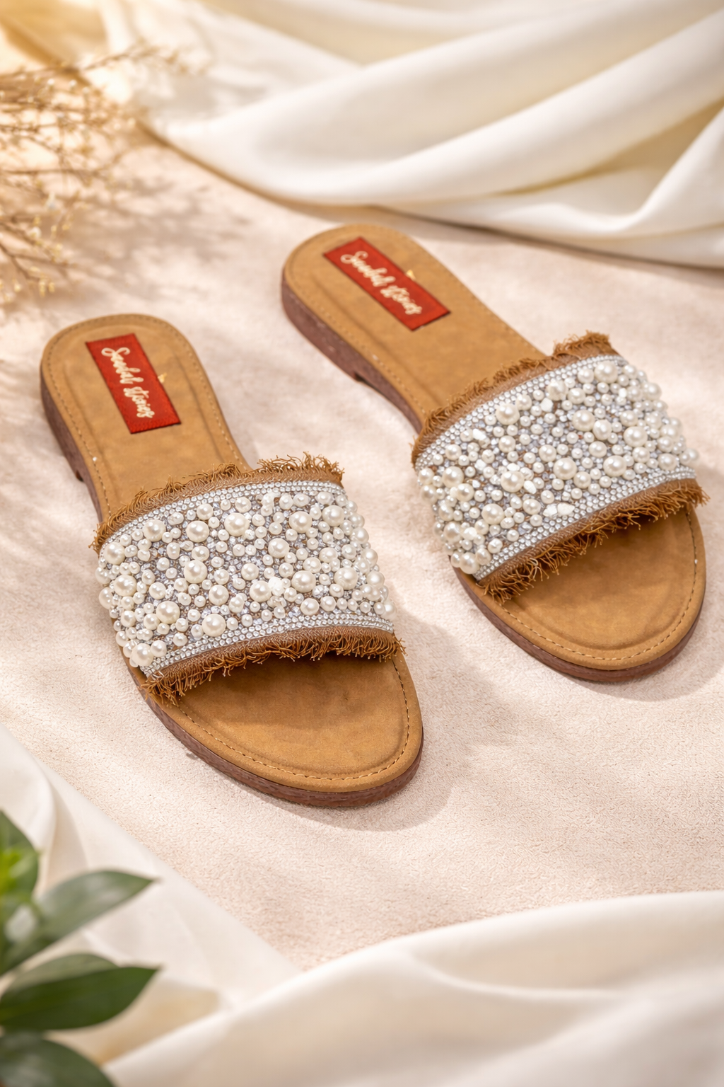 Pearl Radiance Comfort Sliders
