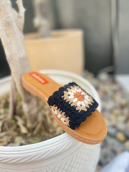 Noor Crochet Comfort Flats - Midnight Black Beige Sandal Stories