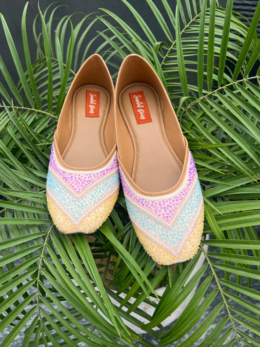 Beaded Dream Punjabi Jutti