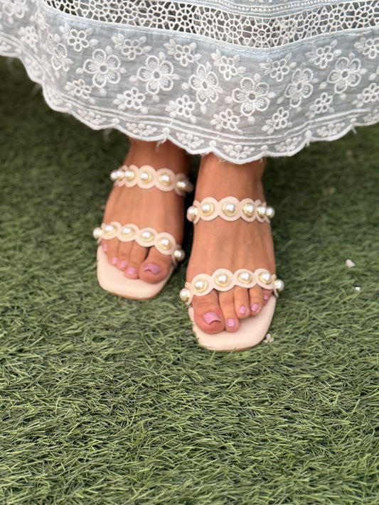 Elegant Pearl Touch Block Heel