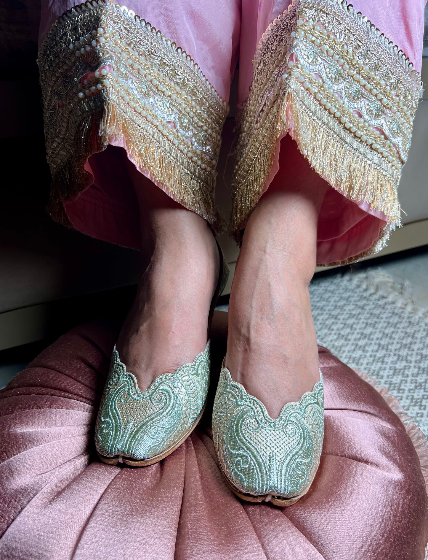 Zari Sitara Juttis