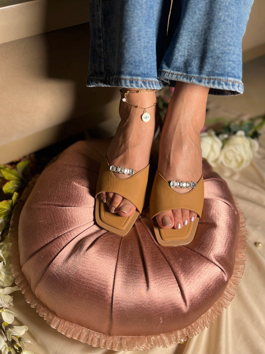 Caramel Crystal Curve Flats