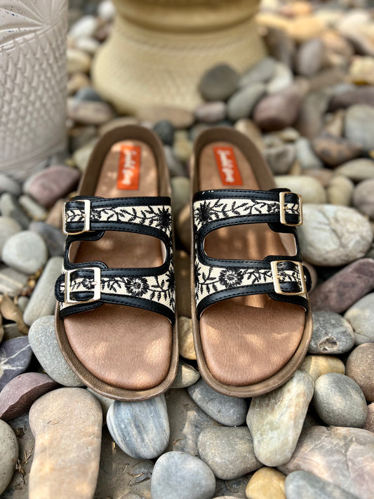 Urban Grove – Comfort Sliders