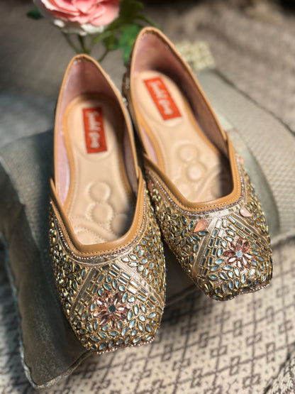Kundan Glam Punjabi Jutti