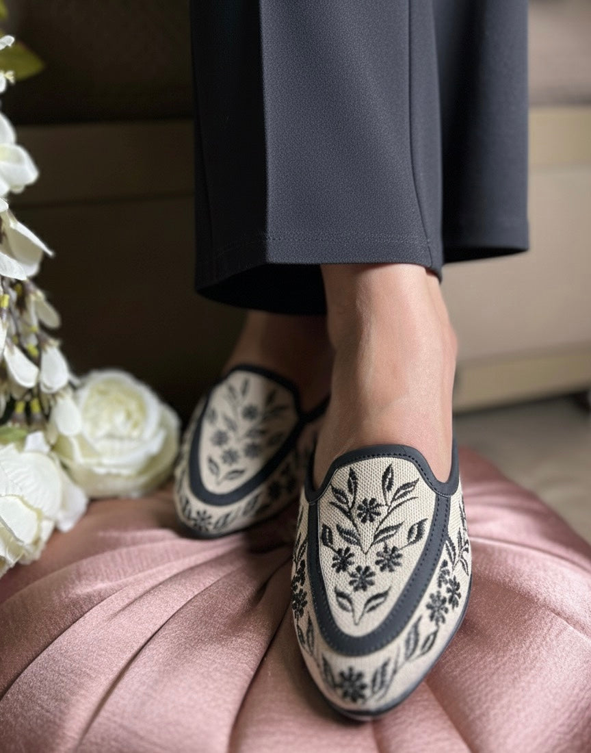 Kashmiri Black Floral 1 Inch Wedges