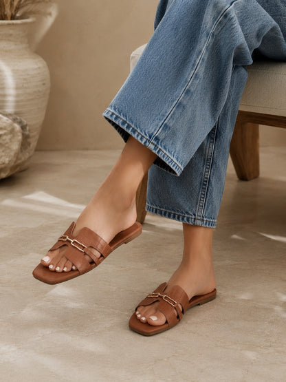 Cocoa Luxe Chain Flats